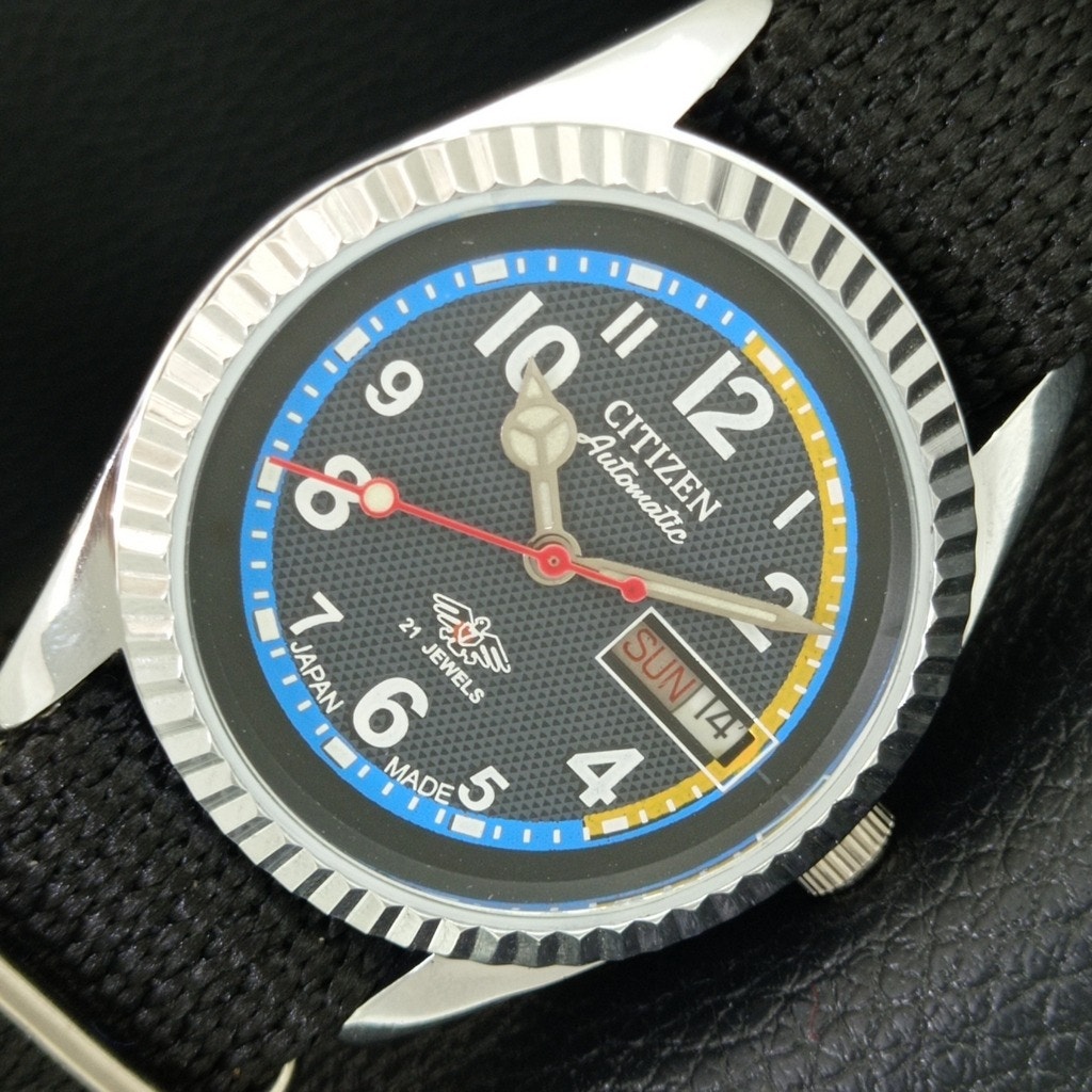 Vintage 1980 Citizen Automatic Mens Silver Watch WDaydate  Black Accents